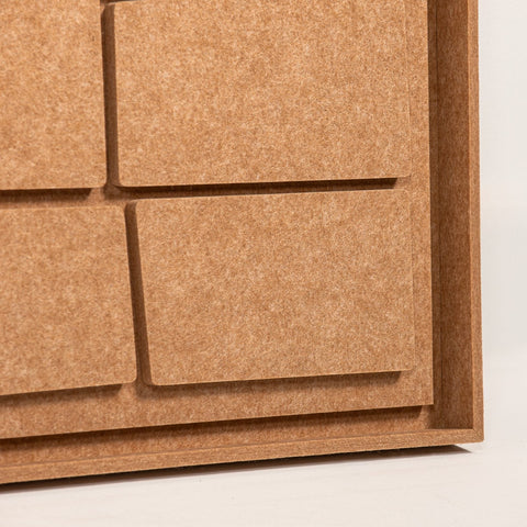 Frame detail (side) of FeltArt 'Modura' in the color soft dune.
